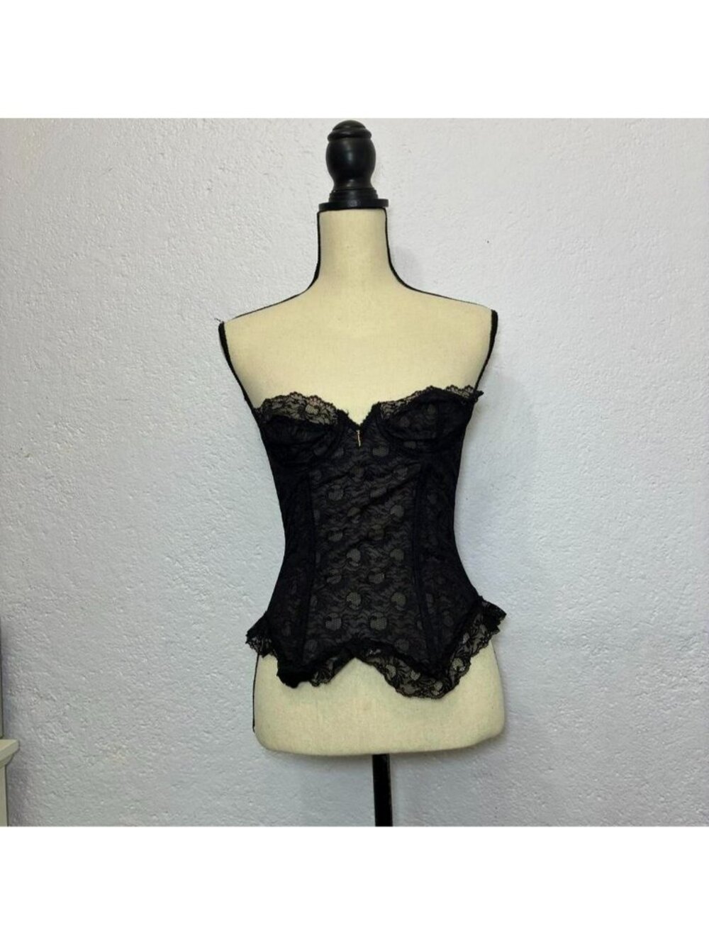 Vintage Y2K Black Lace Corset Bustier Top 34B